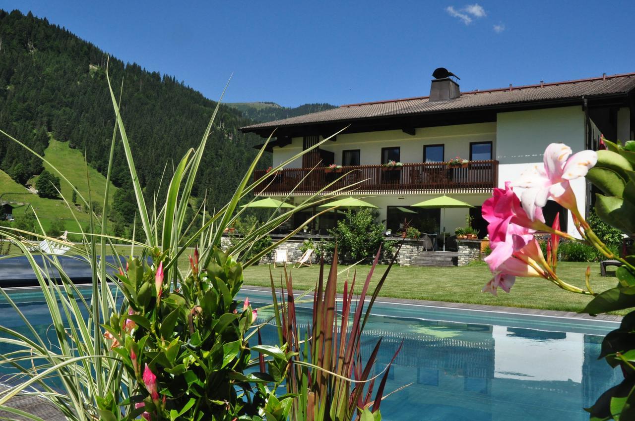 Hotel Laerchenhof Kleinarl Exterior photo